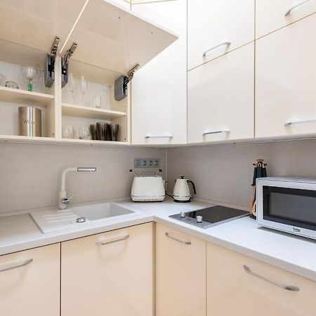Cozy&Quiet Apartment With A/C In City Centre Praga Exterior foto